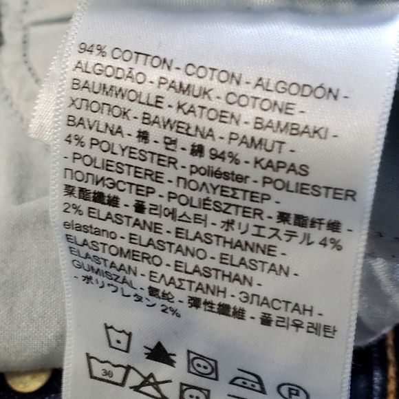 Levi's Premium Wedgie Button Fly Hi-Rise Jeans Size 18W Raw Hem Distressed - Picture 13 of 16